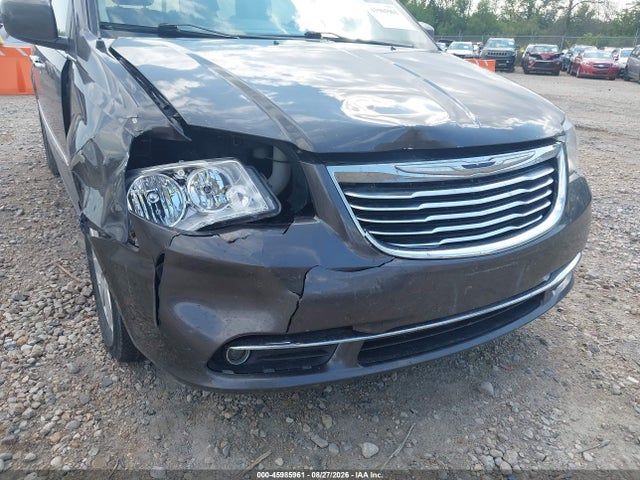 2016 Chrysler Town & Country Touring მანქანა იყიდება აუქციონზე, vin: 2C4RC1BG2GR129467, აუქციონის ნომერი: 45985961