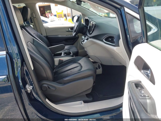 Продаж на аукціоні авто 2022 Chrysler Pacifica Touring L, vin: 2C4RC1BG4NR233357, номер лоту: 45985966