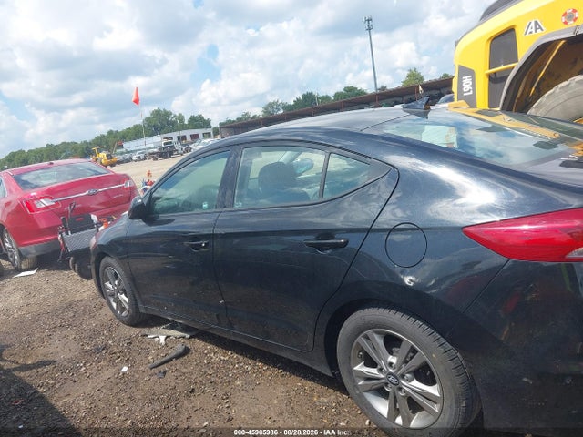Продажа на аукционе авто 2017 Hyundai Elantra Se, vin: 5NPD84LF2HH172093, номер лота: 45985986