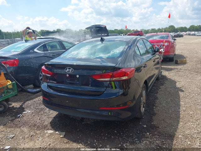 Продажа на аукционе авто 2017 Hyundai Elantra Se, vin: 5NPD84LF2HH172093, номер лота: 45985986