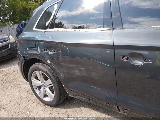 Продажа на аукционе авто 2019 Audi Q5 45 Premium, vin: WA1BNAFY5K2081804, номер лота: 45986025