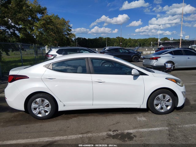45986026 :رقم المزاد ، 5NPDH4AE1GH752475 vin ، 2016 Hyundai Elantra Se مزاد بيع