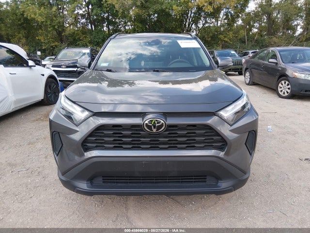 2024 Toyota Rav4 Xle მანქანა იყიდება აუქციონზე, vin: 2T3W1RFVXRC297562, აუქციონის ნომერი: 45986029