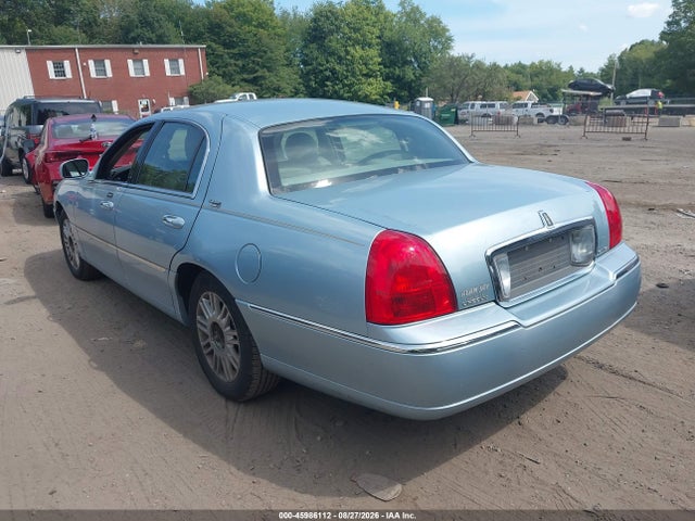 Aukcja sprzedaży 2009 Lincoln Town Car Signature Limited, vin: 2LNHM82V39X610824, numer aukcji: 45986112