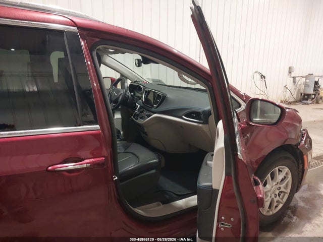 Продажа на аукционе авто 2021 Chrysler Pacifica Touring L, vin: 2C4RC1BG1MR593037, номер лота: 45986129