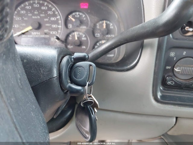 2000 Gmc Sierra 1500 Sle მანქანა იყიდება აუქციონზე, vin: 1GTEK19T1YE163886, აუქციონის ნომერი: 45986138