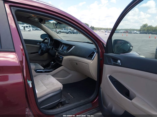 2017 Hyundai Tucson Sport მანქანა იყიდება აუქციონზე, vin: KM8J3CA29HU271796, აუქციონის ნომერი: 45986145