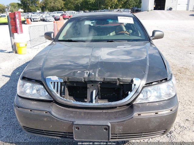 Aukcja sprzedaży 2004 Lincoln Town Car Ultimate, vin: 1LNHM83W34Y623914, numer aukcji: 45986148