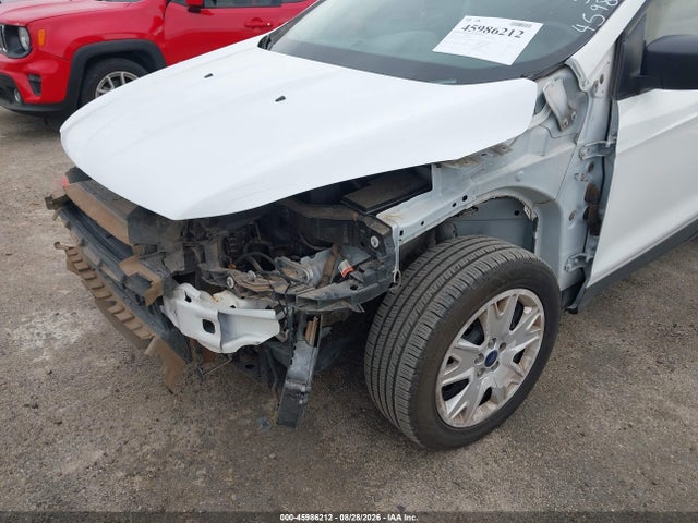 Продаж на аукціоні авто 2015 Ford Escape S, vin: 1FMCU0F7XFUB29690, номер лоту: 45986212
