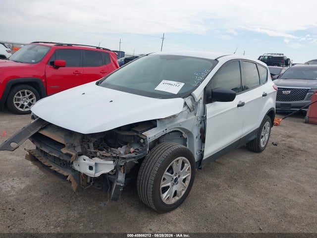 Продаж на аукціоні авто 2015 Ford Escape S, vin: 1FMCU0F7XFUB29690, номер лоту: 45986212