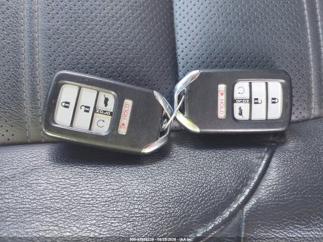 Продажа на аукционе авто 2018 Honda Cr-v Ex-l/ex-l Navi, vin: 7FARW2H86JE075319, номер лота: 45986228