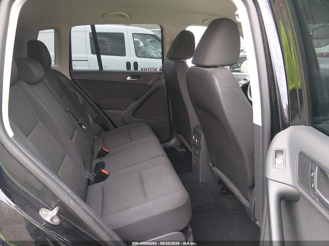 Продажа на аукционе авто 2018 Volkswagen Tiguan Limited 2.0t, vin: WVGBV7AX5JK002777, номер лота: 45986263