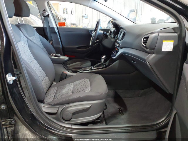 Продаж на аукціоні авто 2018 Hyundai Ioniq Hybrid Blue, vin: KMHC65LC0JU099715, номер лоту: 45986266