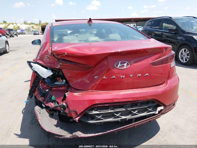 2020 Hyundai Elantra Sel მანქანა იყიდება აუქციონზე, vin: KMHD84LF7LU026086, აუქციონის ნომერი: 45986277