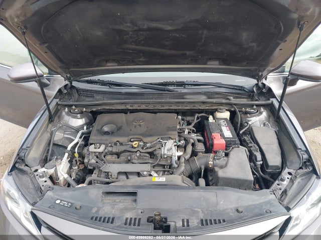 Продаж на аукціоні авто 2018 Toyota Camry Le, vin: 4T1B11HK8JU055318, номер лоту: 45986282