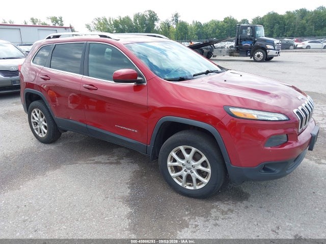 Auction sale of the 2016 Jeep Cherokee Latitude, vin: 1C4PJMCS2GW305684, lot number: 45986293