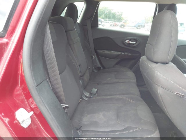 Продаж на аукціоні авто 2016 Jeep Cherokee Latitude, vin: 1C4PJMCS2GW305684, номер лоту: 45986293