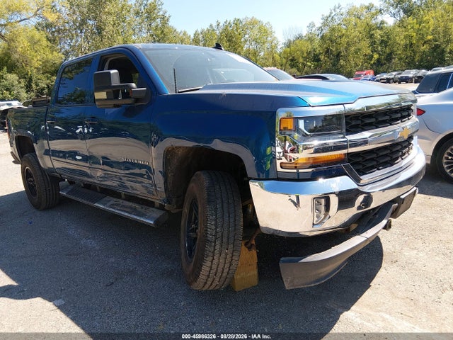 2018 Chevrolet Silverado 1500 1lt მანქანა იყიდება აუქციონზე, vin: 3GCUKREC2JG487749, აუქციონის ნომერი: 45986326