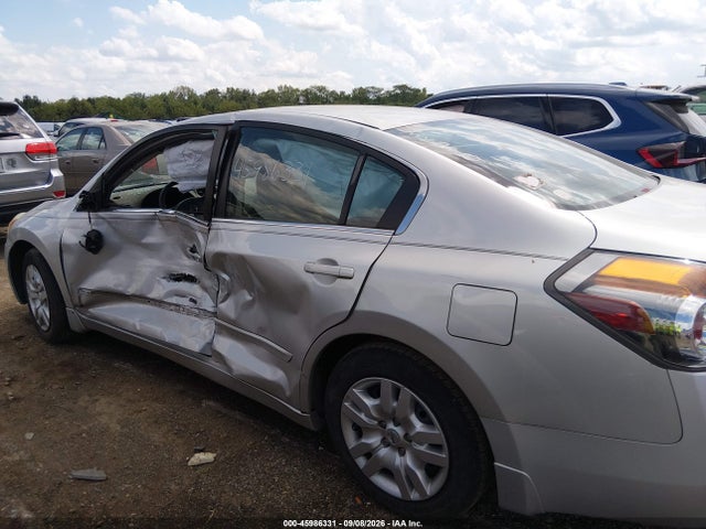 45986331 :رقم المزاد ، 1N4AL2APXAC136080 vin ، 2010 Nissan Altima 2.5 S مزاد بيع