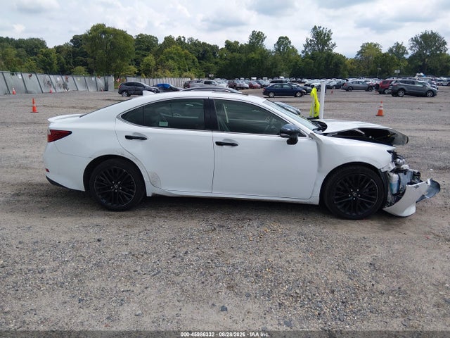 45986332 :رقم المزاد ، JTHBK1GG7F2169892 vin ، 2015 Lexus Es 350 Crafted Line مزاد بيع