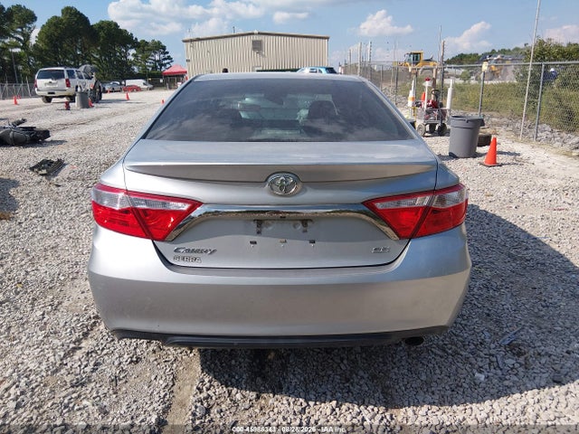 45986343 :رقم المزاد ، 4T1BF1FK0HU636164 vin ، 2017 Toyota Camry Se مزاد بيع