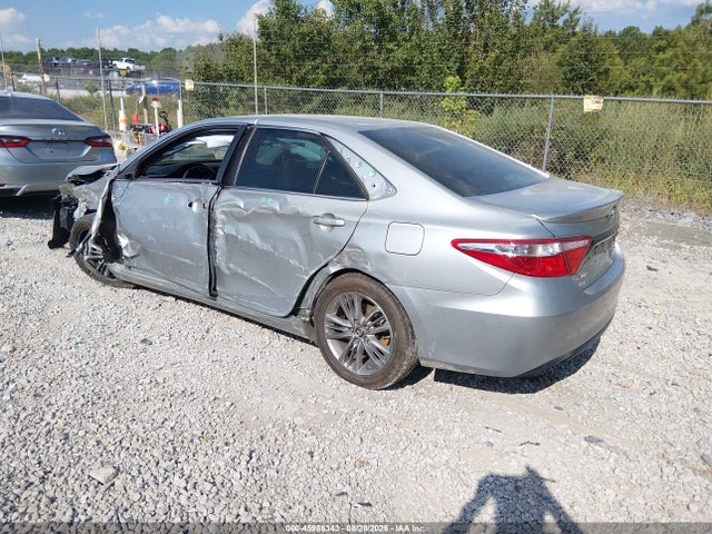 45986343 :رقم المزاد ، 4T1BF1FK0HU636164 vin ، 2017 Toyota Camry Se مزاد بيع
