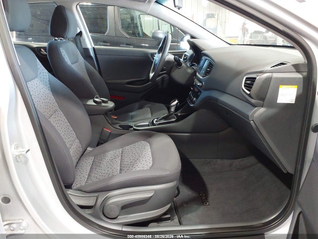 Продажа на аукционе авто 2019 Hyundai Ioniq Hybrid Blue, vin: KMHC65LC7KU106919, номер лота: 45986346