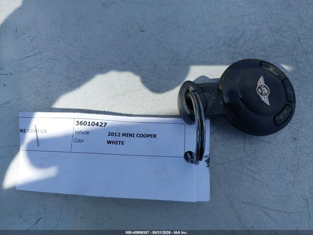 Продажа на аукционе авто 2012 Mini Cooper, vin: WMWSU3C5XCT264719, номер лота: 45986357