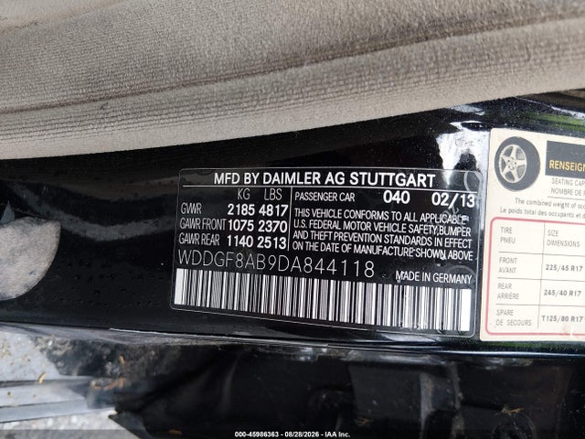 2013 Mercedes-benz C 300 Sport 4matic მანქანა იყიდება აუქციონზე, vin: WDDGF8AB9DA844118, აუქციონის ნომერი: 45986363