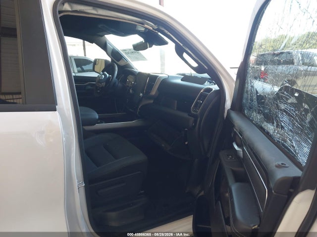 Aukcja sprzedaży 2026 Ram 1500 Big Horn  4x4 5'7 Box, vin: 1C6SRFFT8TN261300, numer aukcji: 45986365
