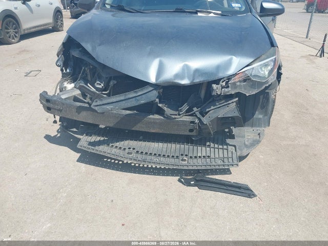 2017 Toyota Corolla Le მანქანა იყიდება აუქციონზე, vin: 2T1BURHE8HC827960, აუქციონის ნომერი: 45986369