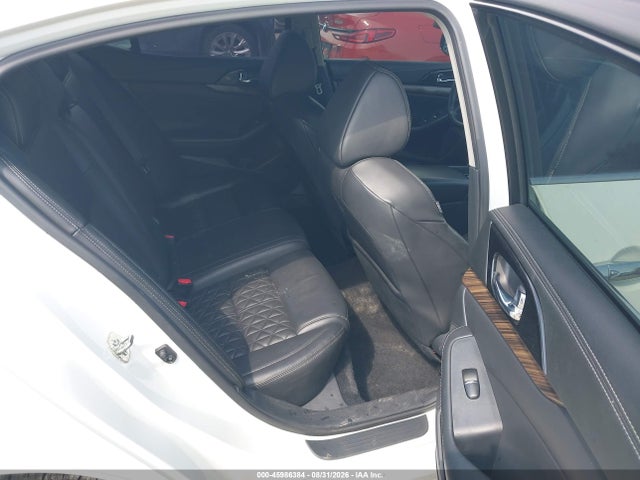 Продажа на аукционе авто 2018 Nissan Maxima 3.5 Platinum, vin: 1N4AA6AP3JC365312, номер лота: 45986384