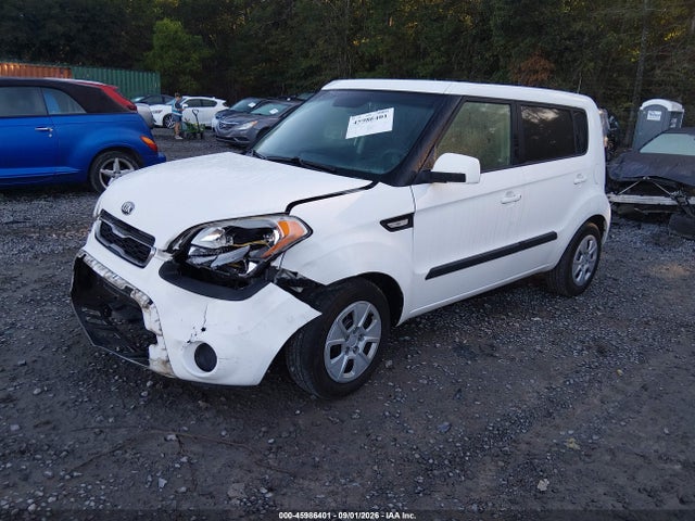 45986401 :رقم المزاد ، KNDJT2A50D7565847 vin ، 2013 Kia Soul مزاد بيع