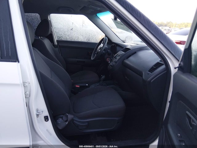 45986401 :رقم المزاد ، KNDJT2A50D7565847 vin ، 2013 Kia Soul مزاد بيع