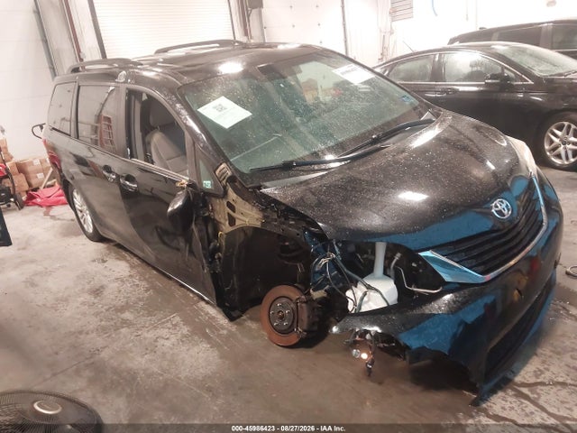 45986423 :رقم المزاد ، 5TDYK3DC4FS572813 vin ، 2015 Toyota Sienna Xle 8 Passenger مزاد بيع