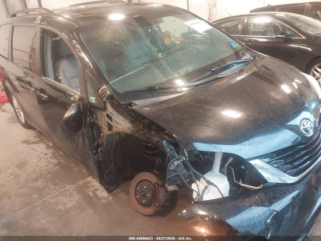 Продажа на аукционе авто 2015 Toyota Sienna Xle 8 Passenger, vin: 5TDYK3DC4FS572813, номер лота: 45986423