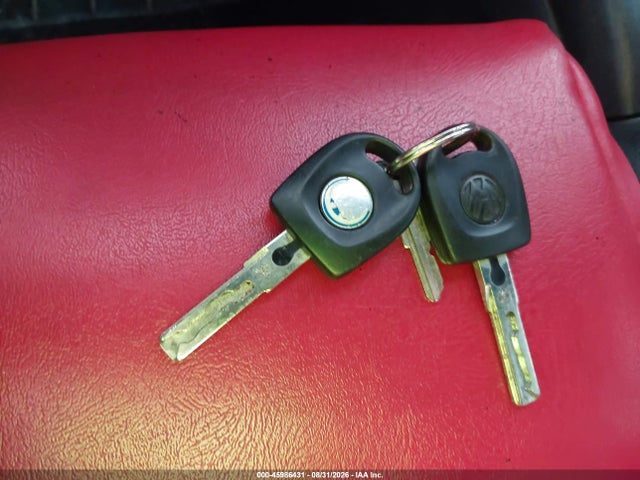 Продажа на аукционе авто 2002 Volkswagen Cabrio Glx, vin: 3VWDC21V02M807596, номер лота: 45986431