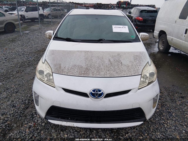 JTDKN3DUXE1770832 Toyota Prius Two