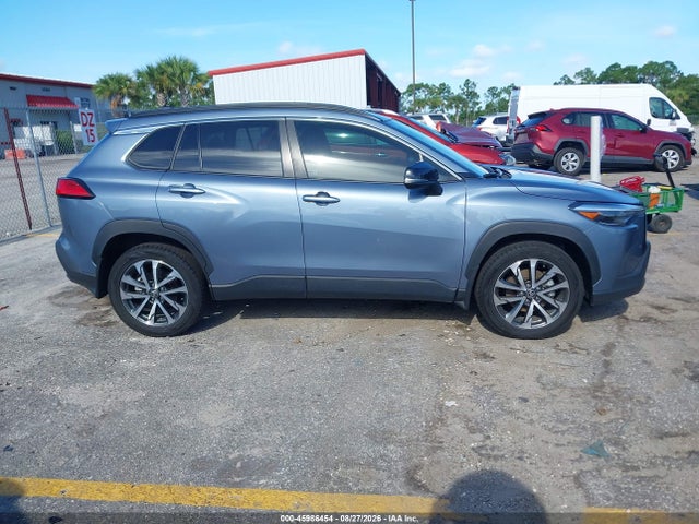 Продажа на аукционе авто 2025 Toyota Corolla Cross Xle, vin: 7MUDAABG4SV126835, номер лота: 45986454