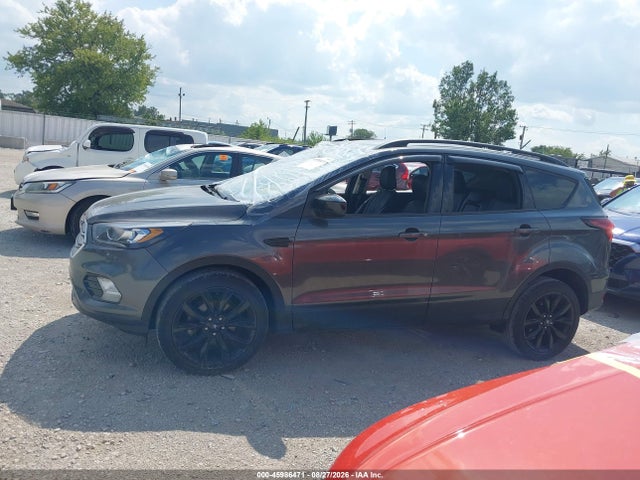 Продаж на аукціоні авто 2019 Ford Escape Se, vin: 1FMCU0GD1KUC56360, номер лоту: 45986471