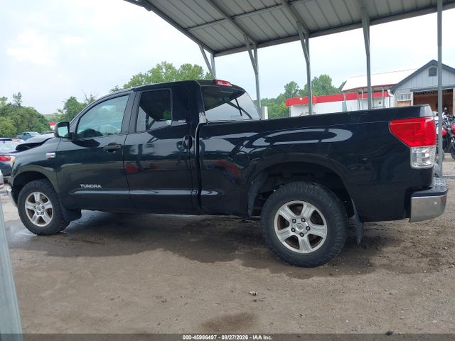 Продаж на аукціоні авто 2010 Toyota Tundra Grade 5.7l V8, vin: 5TFUY5F10AX107341, номер лоту: 45986497