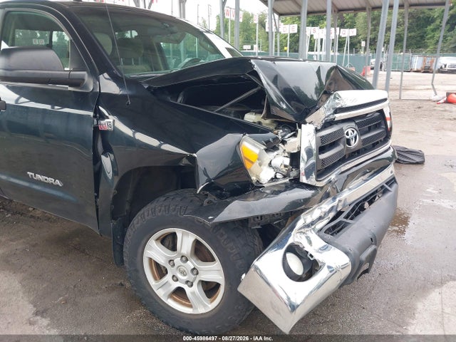 Продаж на аукціоні авто 2010 Toyota Tundra Grade 5.7l V8, vin: 5TFUY5F10AX107341, номер лоту: 45986497