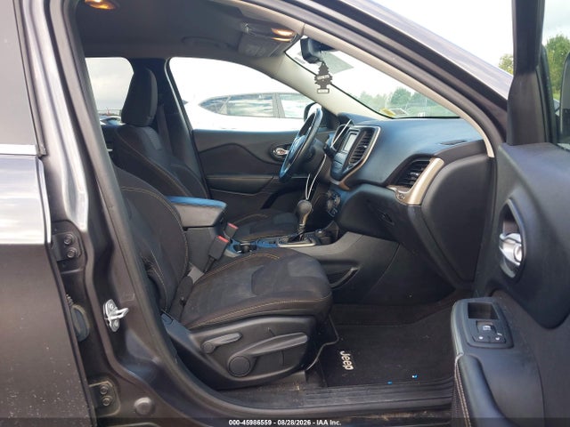 Продажа на аукционе авто 2016 Jeep Cherokee Latitude, vin: 1C4PJMCB2GW341861, номер лота: 45986559