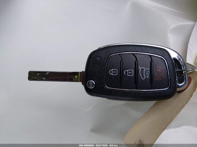 45986569 :رقم المزاد ، KM8J3CA22GU158626 vin ، 2016 Hyundai Tucson Eco مزاد بيع