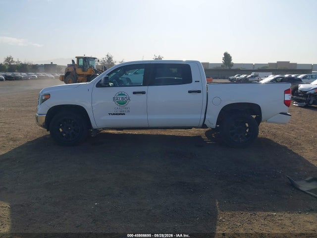 5TFEM5F10KX142950 Toyota Tundra Sr5 4.6l V8