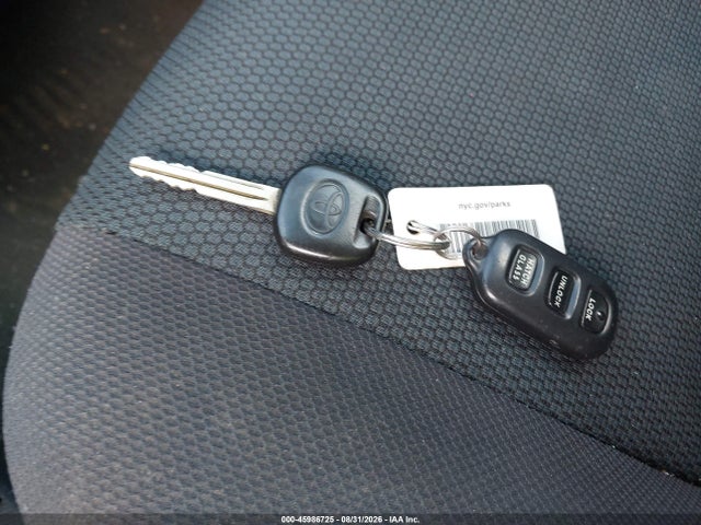 2006 Toyota Matrix Xr მანქანა იყიდება აუქციონზე, vin: 2T1LR32E06C563111, აუქციონის ნომერი: 45986725