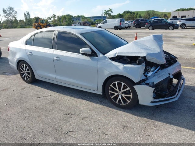 2017 Volkswagen Jetta 1.4t Se მანქანა იყიდება აუქციონზე, vin: 3VWDB7AJ0HM393743, აუქციონის ნომერი: 45986751