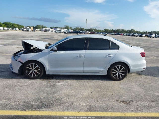 2017 Volkswagen Jetta 1.4t Se მანქანა იყიდება აუქციონზე, vin: 3VWDB7AJ0HM393743, აუქციონის ნომერი: 45986751