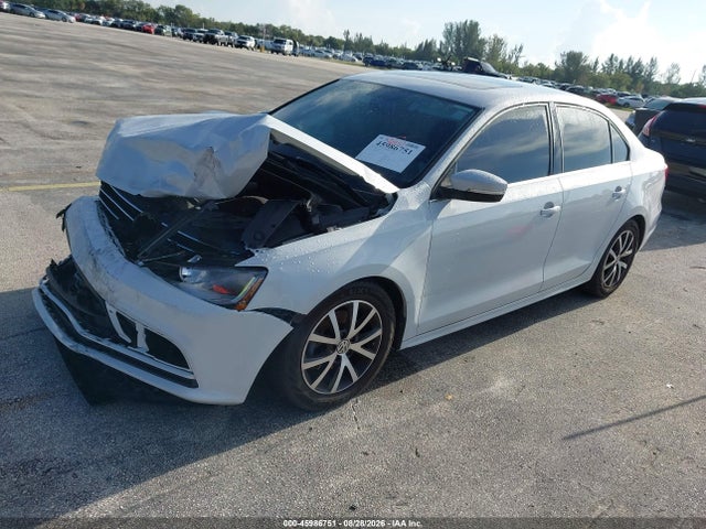 2017 Volkswagen Jetta 1.4t Se მანქანა იყიდება აუქციონზე, vin: 3VWDB7AJ0HM393743, აუქციონის ნომერი: 45986751