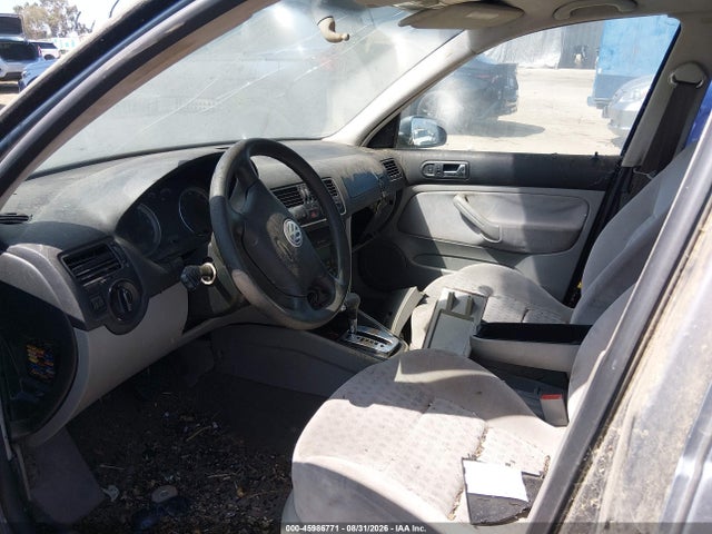 2004 Volkswagen Jetta Gls 2.0l მანქანა იყიდება აუქციონზე, vin: 3VWSA69M94M037028, აუქციონის ნომერი: 45986771
